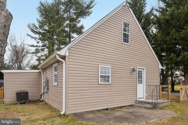 $325,000 | 1817 Centre Street, Arbutus, MD 21227