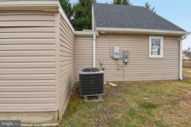 $325,000 | 1817 Centre Street, Arbutus, MD 21227