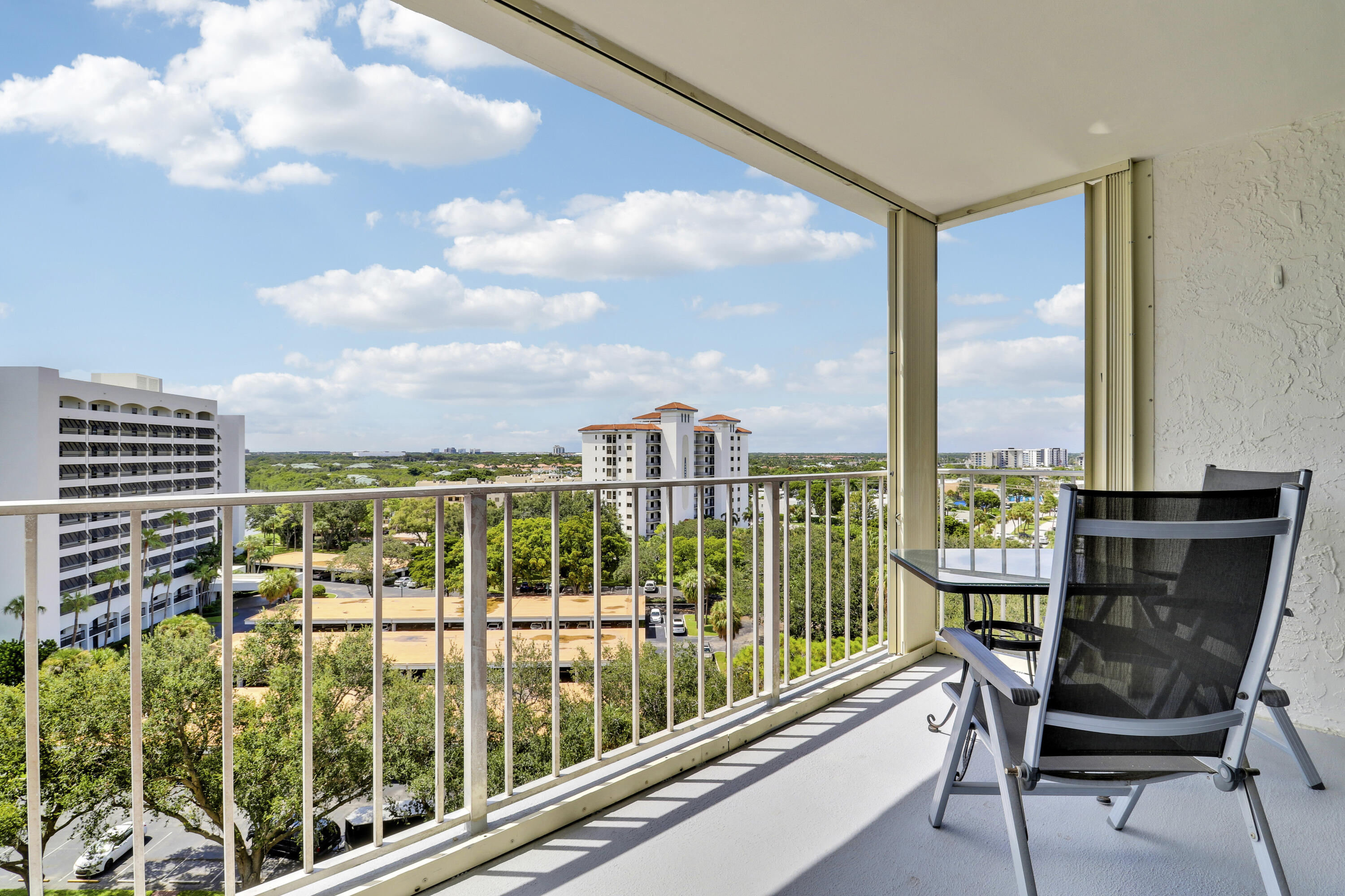 336 Golfview Road, Unit 1016 North Palm Beach, FL 33408 - Photo 17 of 58 Easterly View