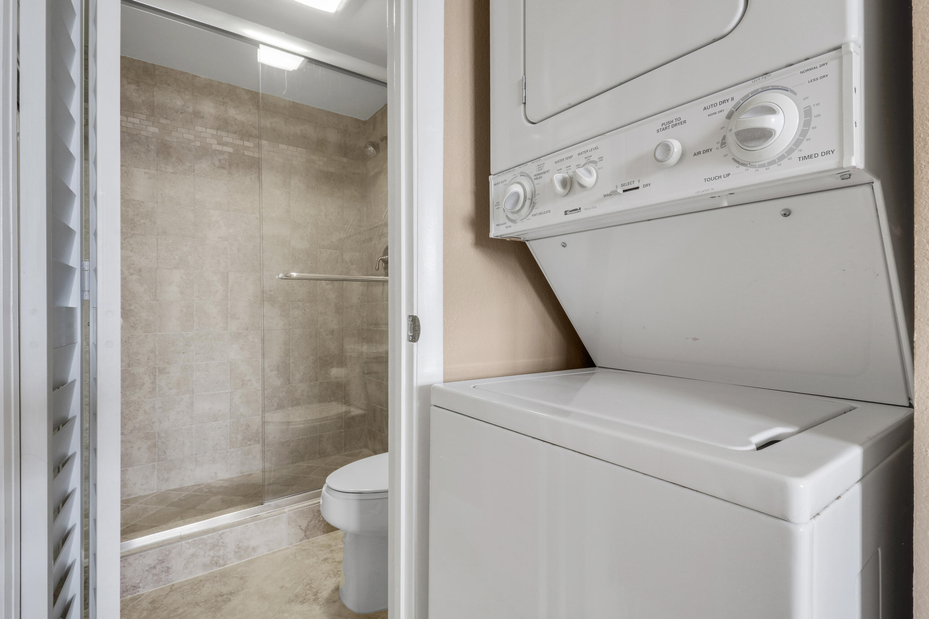 336 Golfview Road, Unit 1016 North Palm Beach, FL 33408 - Photo 30 of 58 Washer/Dryer