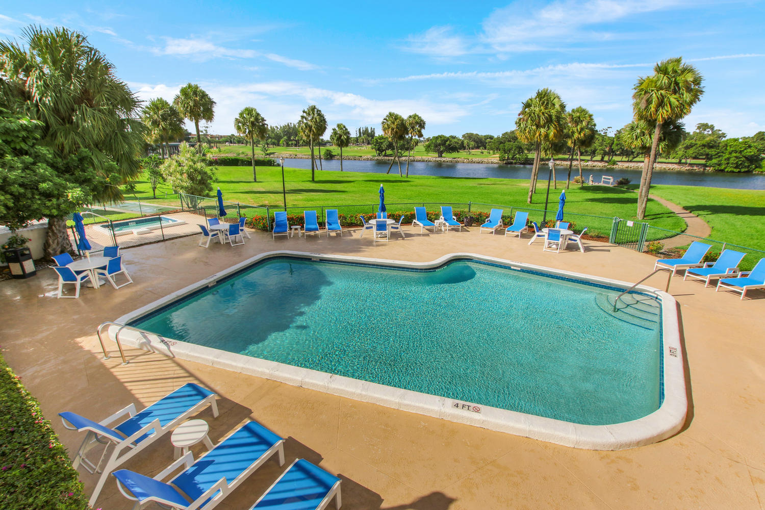 336 Golfview Road, Unit 1016 North Palm Beach, FL 33408 - Photo 47 of 58 Pool