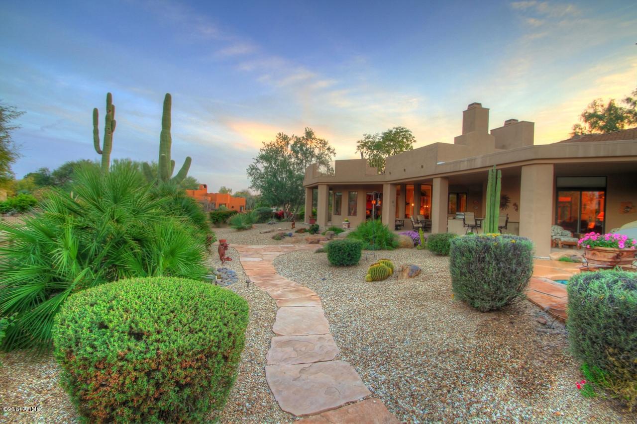 26705 Picacho Circle Rio Verde, AZ 85263 - Photo 9 of 57 Backyard Walk