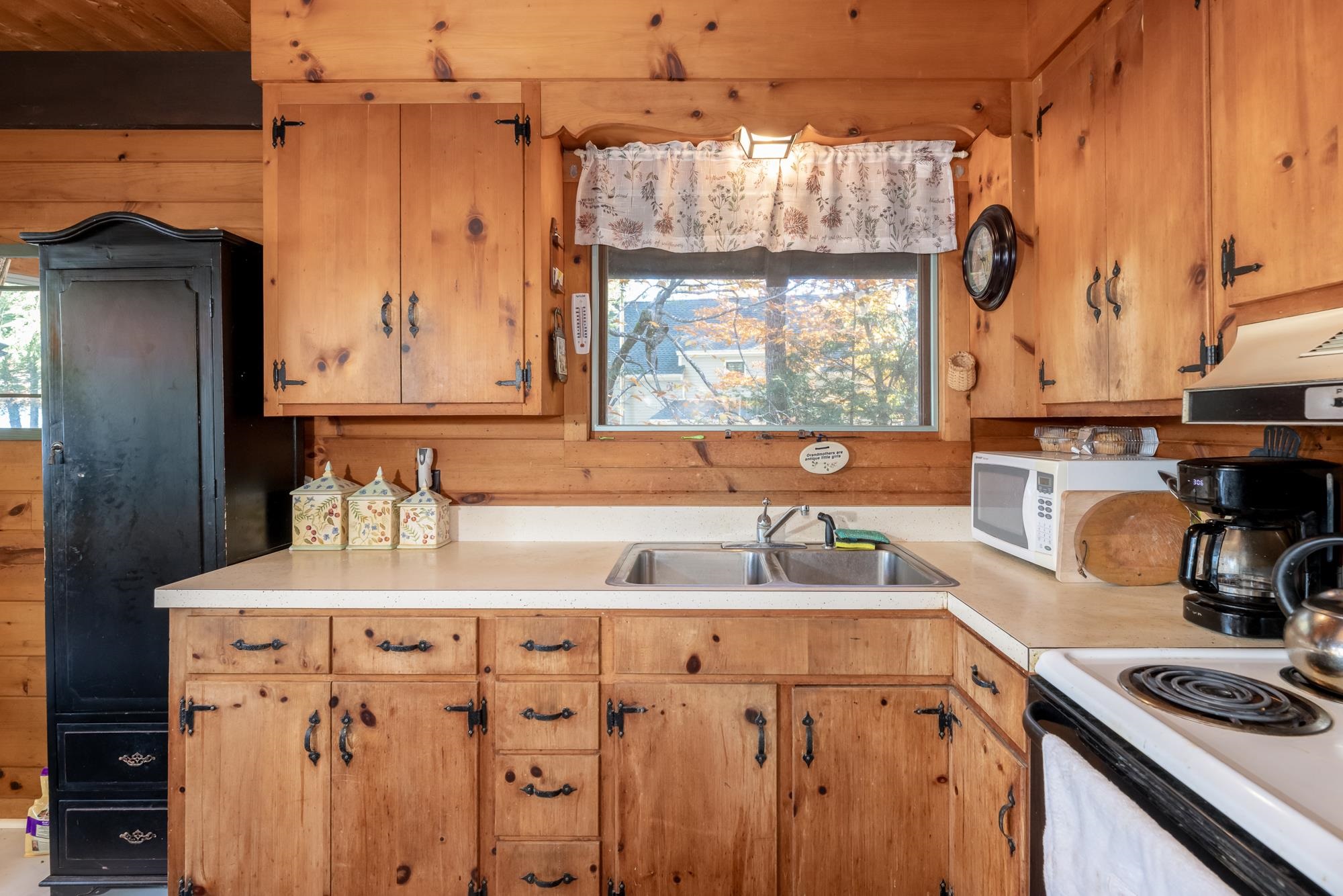 83 Bonney Shores Road Meredith, NH 03253 - Photo 23 of 41 Gallery Image 23