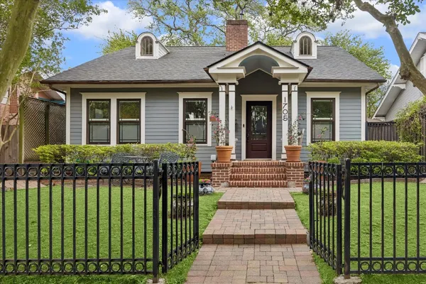 $1,225,000 | 1705 Haver Street, Houston, TX 77006