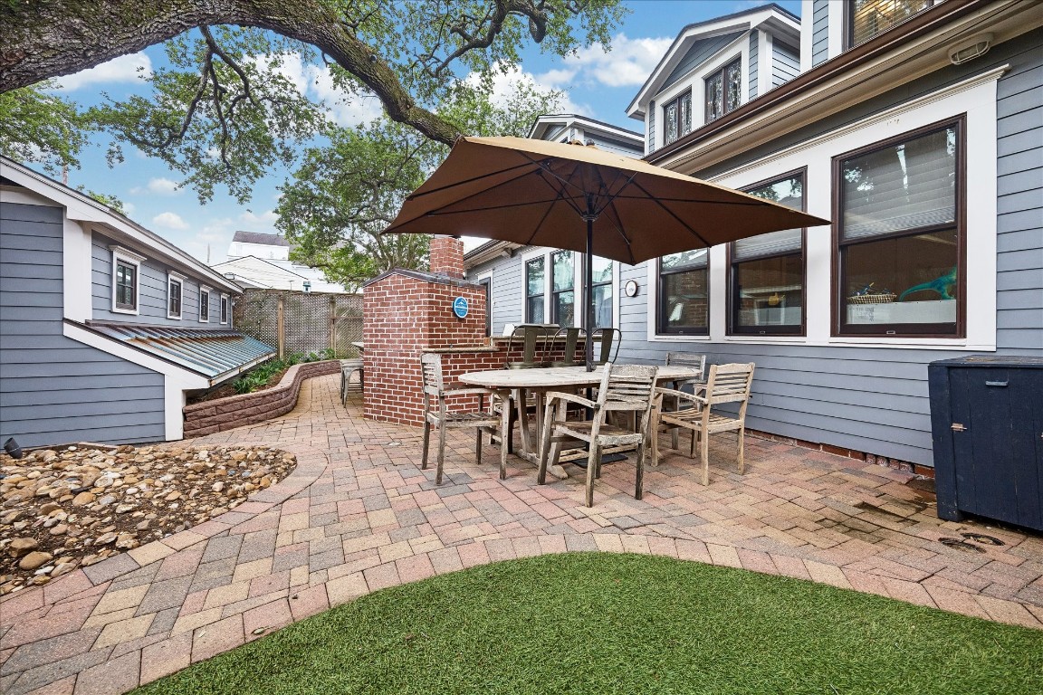 1705 Haver Street Houston, TX 77006 - Photo 25 of 31 View of the detached Garage that includes built-in storage and easy access to the Backyard