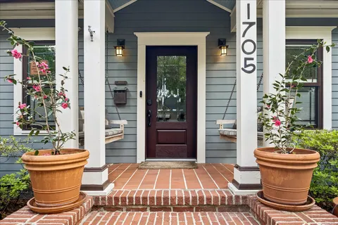 $1,225,000 | 1705 Haver Street, Houston, TX 77006