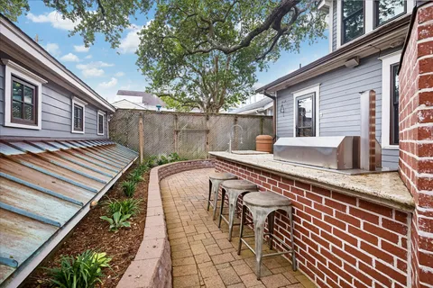 $1,225,000 | 1705 Haver Street, Houston, TX 77006