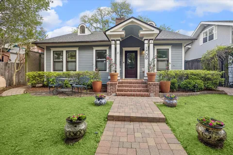 $1,225,000 | 1705 Haver Street, Houston, TX 77006