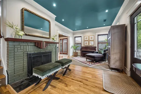 $1,225,000 | 1705 Haver Street, Houston, TX 77006