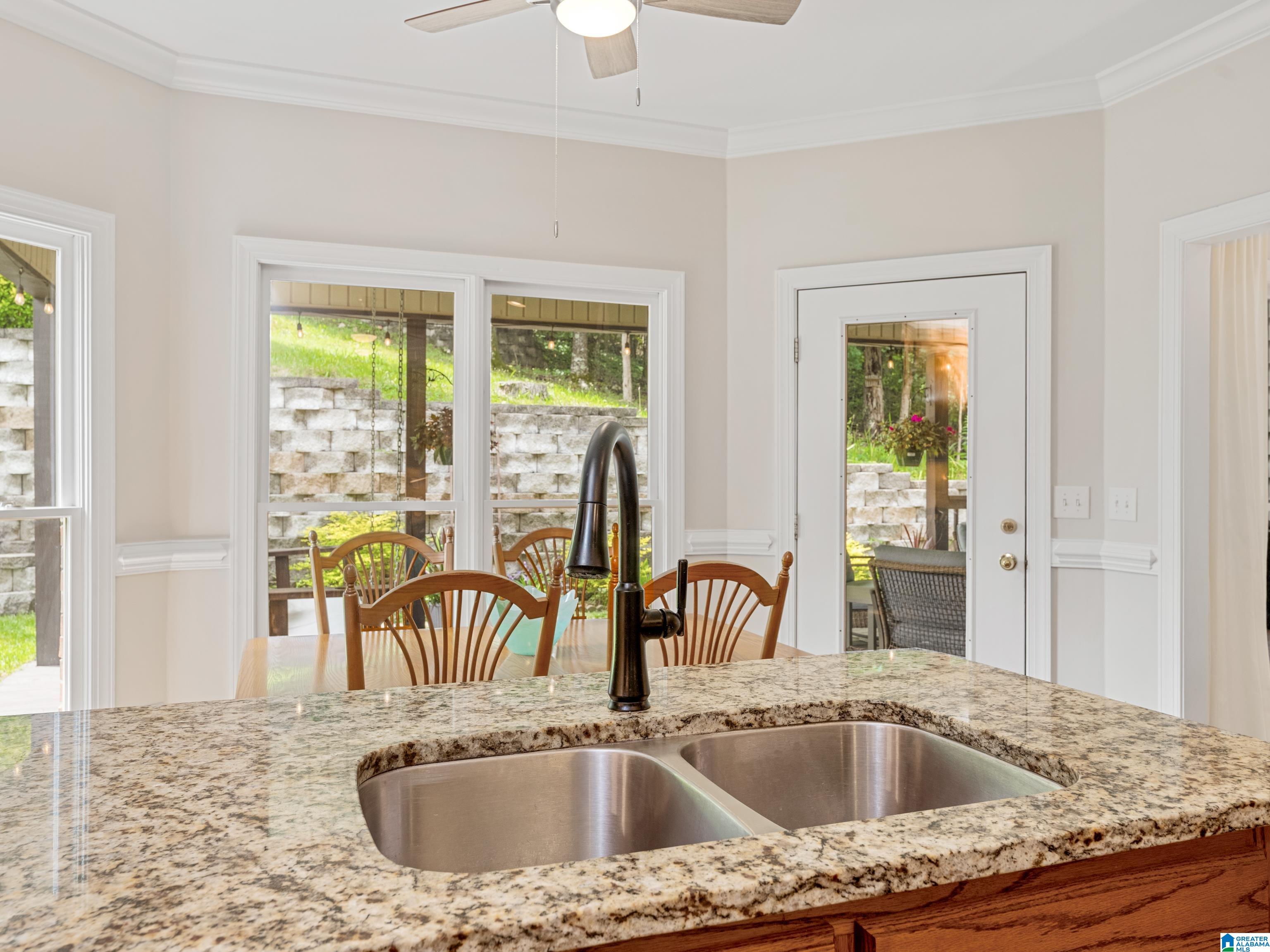 112 Kingsley Court Alabaster, AL 35007 - Photo 19 of 62