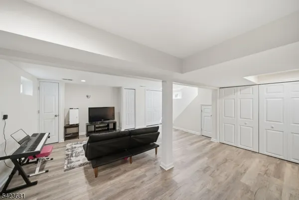 $499,000 | 157 Freeman Street, Woodbridge, NJ 07095