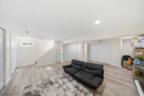 $499,000 | 157 Freeman Street, Woodbridge, NJ 07095