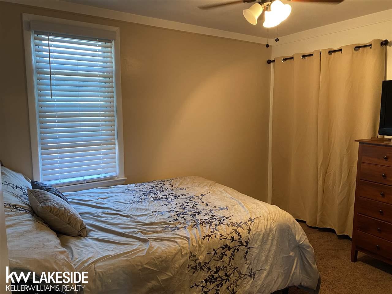 3058 York Road Rochester, MI 48309 - Photo 17 of 20 50028659-16.JPG