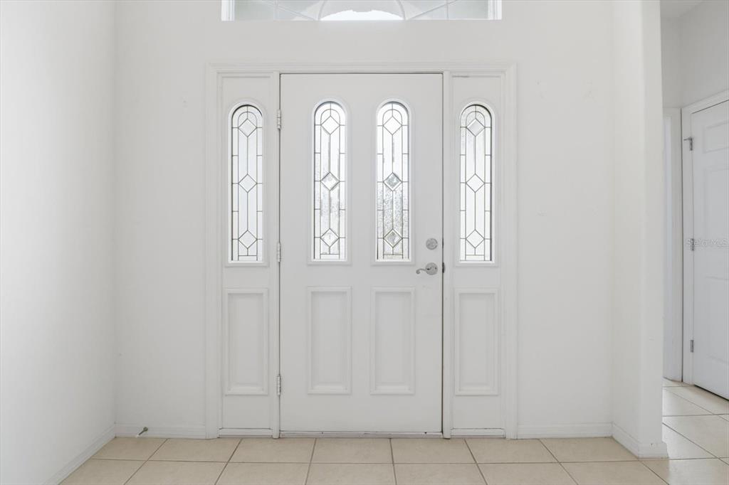 1683 North Shadowview Path Hernando, FL 34442 - Photo 8 of 56 view of a entryway with white walls