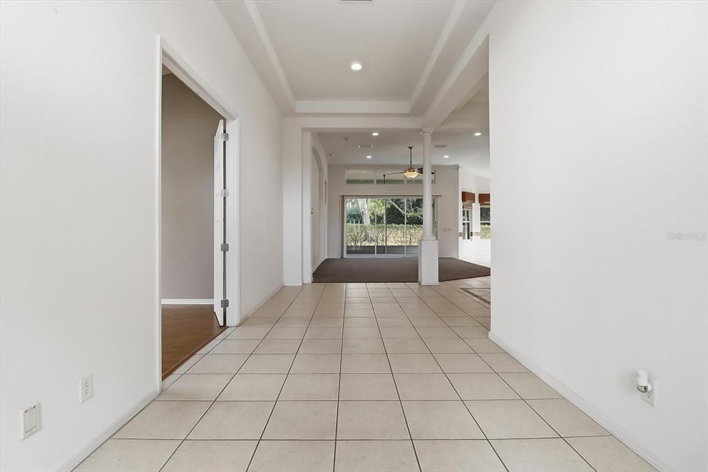 1683 North Shadowview Path Hernando, FL 34442 - Photo 9 of 56 a view of an empty room and window