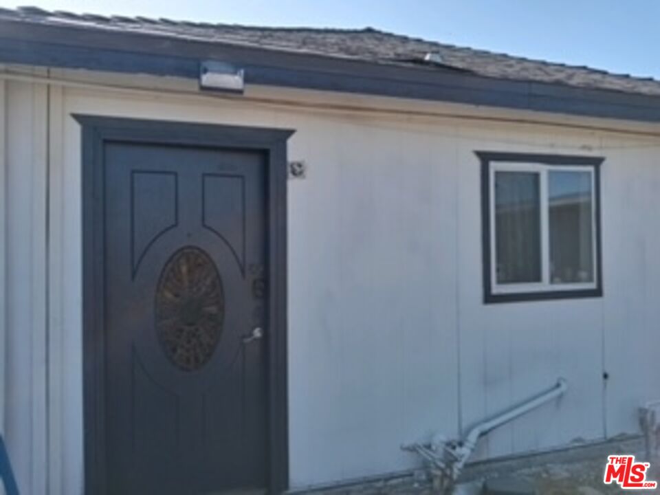 Fort Tejon Road Palmdale, CA 93552 - Photo 12 of 34 a close view of a utility room