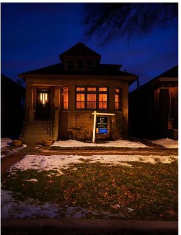 $321,000 | 9919 South Charles Street, Chicago, IL 60643