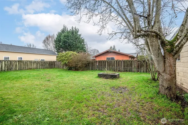 $440,000 | 728 15th Street Northwest, Puyallup, WA 98371