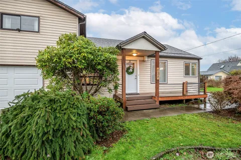 $440,000 | 728 15th Street Northwest, Puyallup, WA 98371