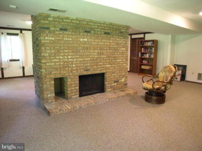 2053 Carrhill Road Vienna, VA 22181 - Photo 17 of 25 Recreation Room