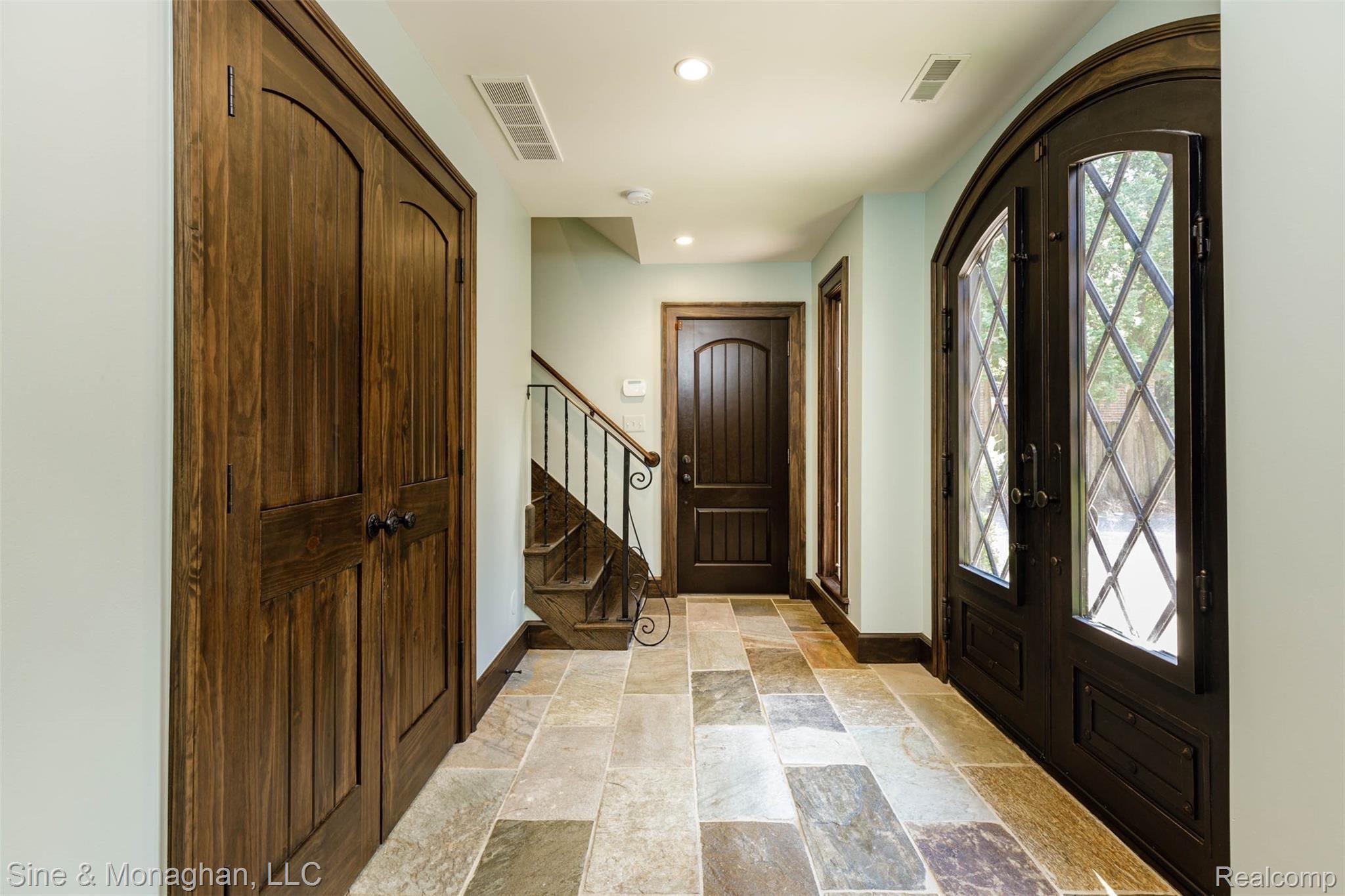 76 Cloverly Road Grosse Pointe, MI 48236 - Photo 29 of 74 76 Cloverly-36.jpg