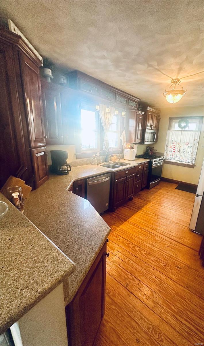 304 Locust Street Red Bud, IL 62278 - Photo 12 of 24 Gallery Image 12