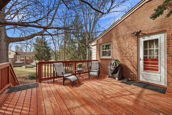 $325,000 | 408 Robin Street, Staunton, VA 24401