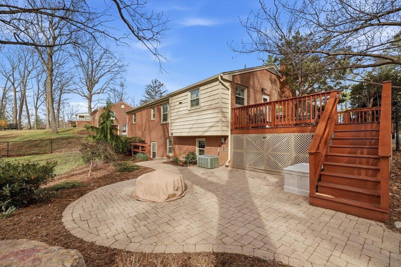 408 Robin Street Staunton, VA 24401 - Photo 38 of 52 a view of a house with a yard