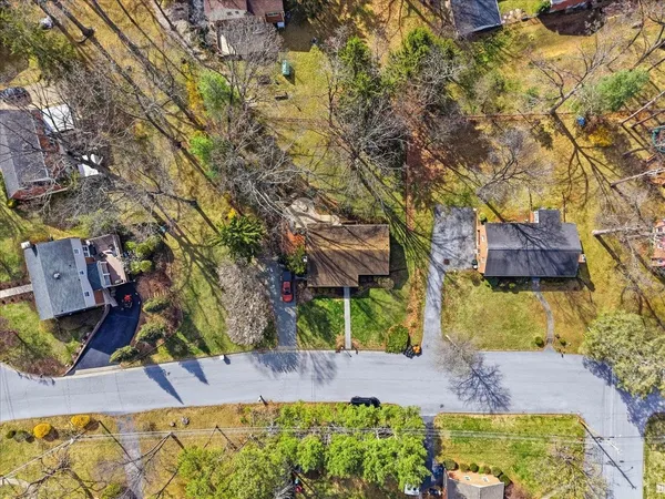 $325,000 | 408 Robin Street, Staunton, VA 24401