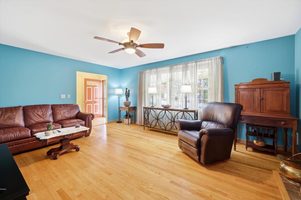 408 Robin Street Staunton, VA 24401 - Photo 5 of 52 a living room with furniture and a fireplace