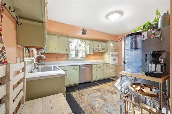 $325,000 | 408 Robin Street, Staunton, VA 24401