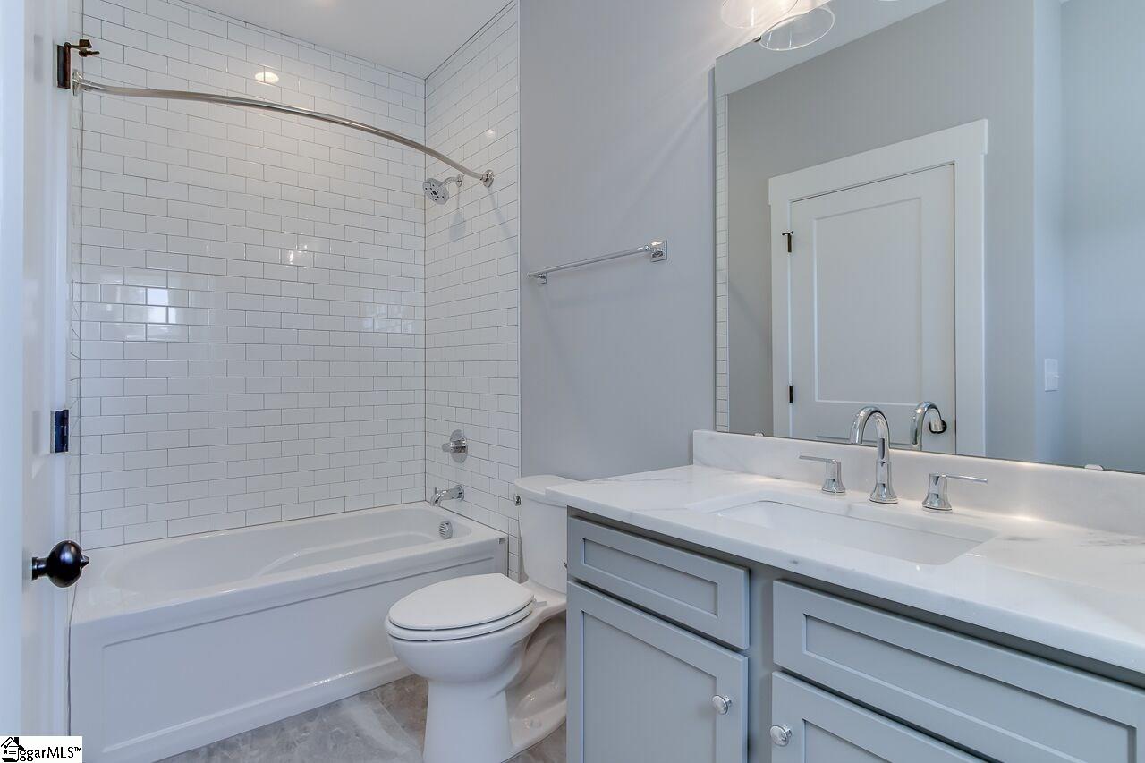 20 Ridgeway Avenue Greenville, SC 29607 - Photo 11 of 26