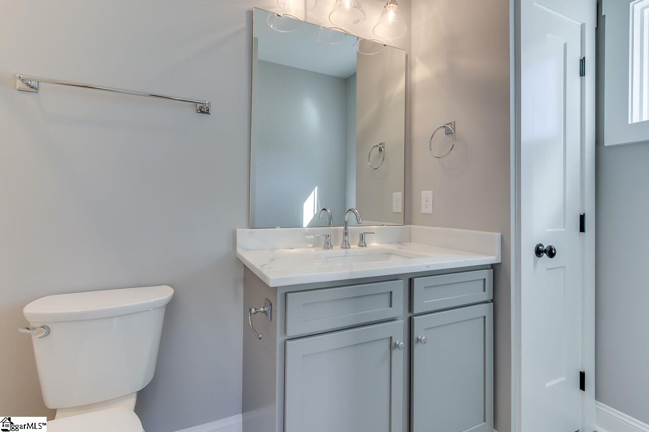 20 Ridgeway Avenue Greenville, SC 29607 - Photo 10 of 26