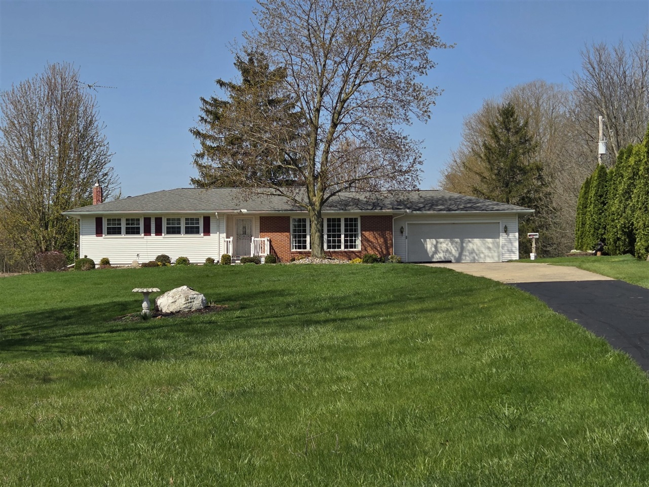 2770 North Dearing Road Parma, MI 49269 - Photo 3 of 73