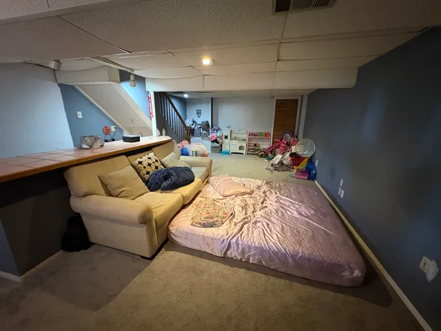 $220,000 | 1896 Windsor Court, Gurnee, IL 60031