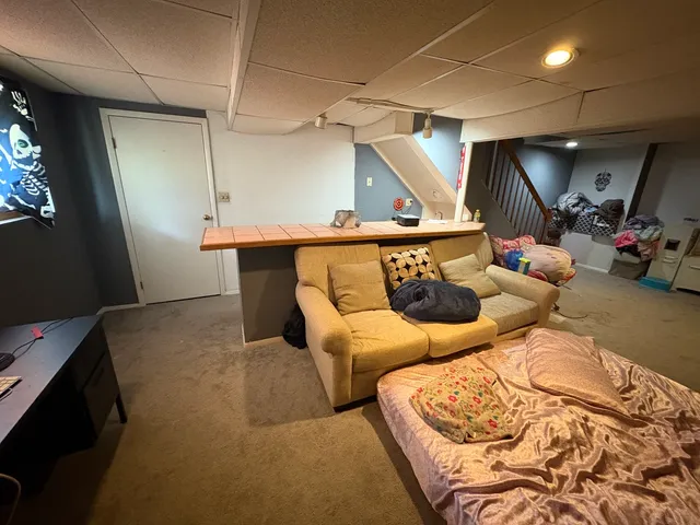 $220,000 | 1896 Windsor Court, Gurnee, IL 60031