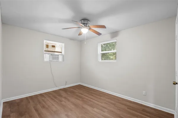 $1,200 | 2328 Boss Street, Unit B, La Marque, TX 77568