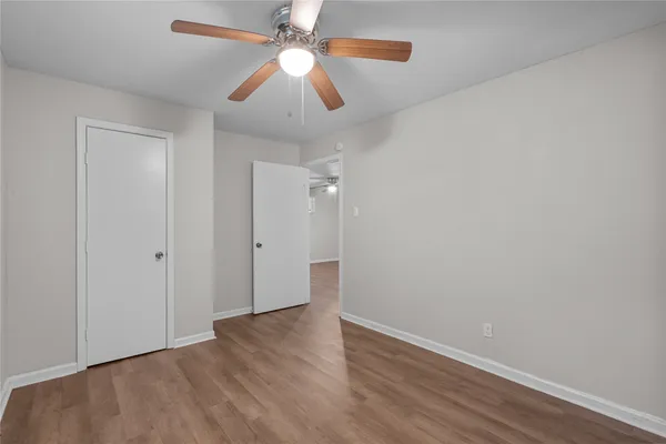 $999 | 2328 Boss Street, Unit B, La Marque, TX 77568