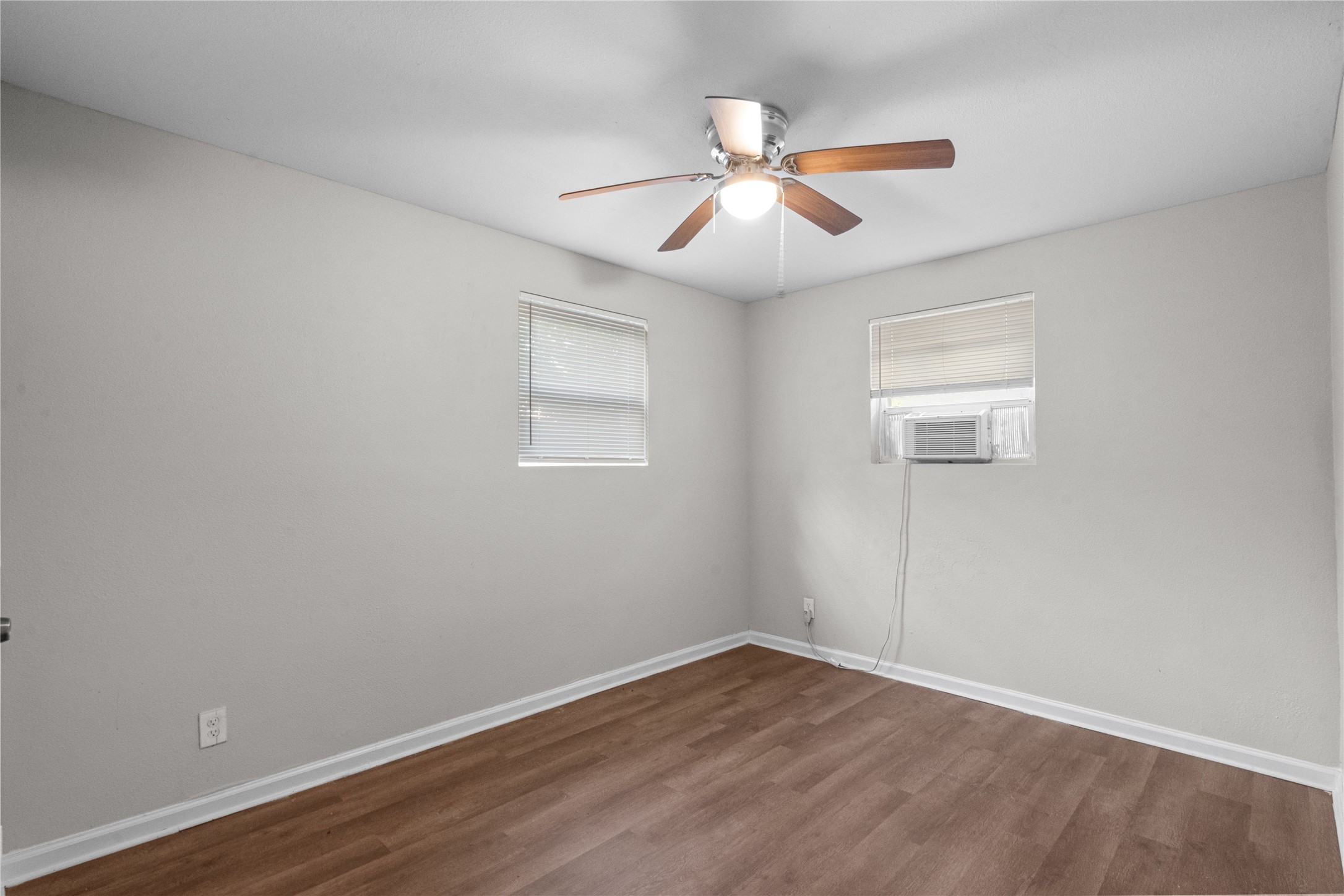 2328 Boss Street, Unit B La Marque, TX 77568 - Photo 10 of 11