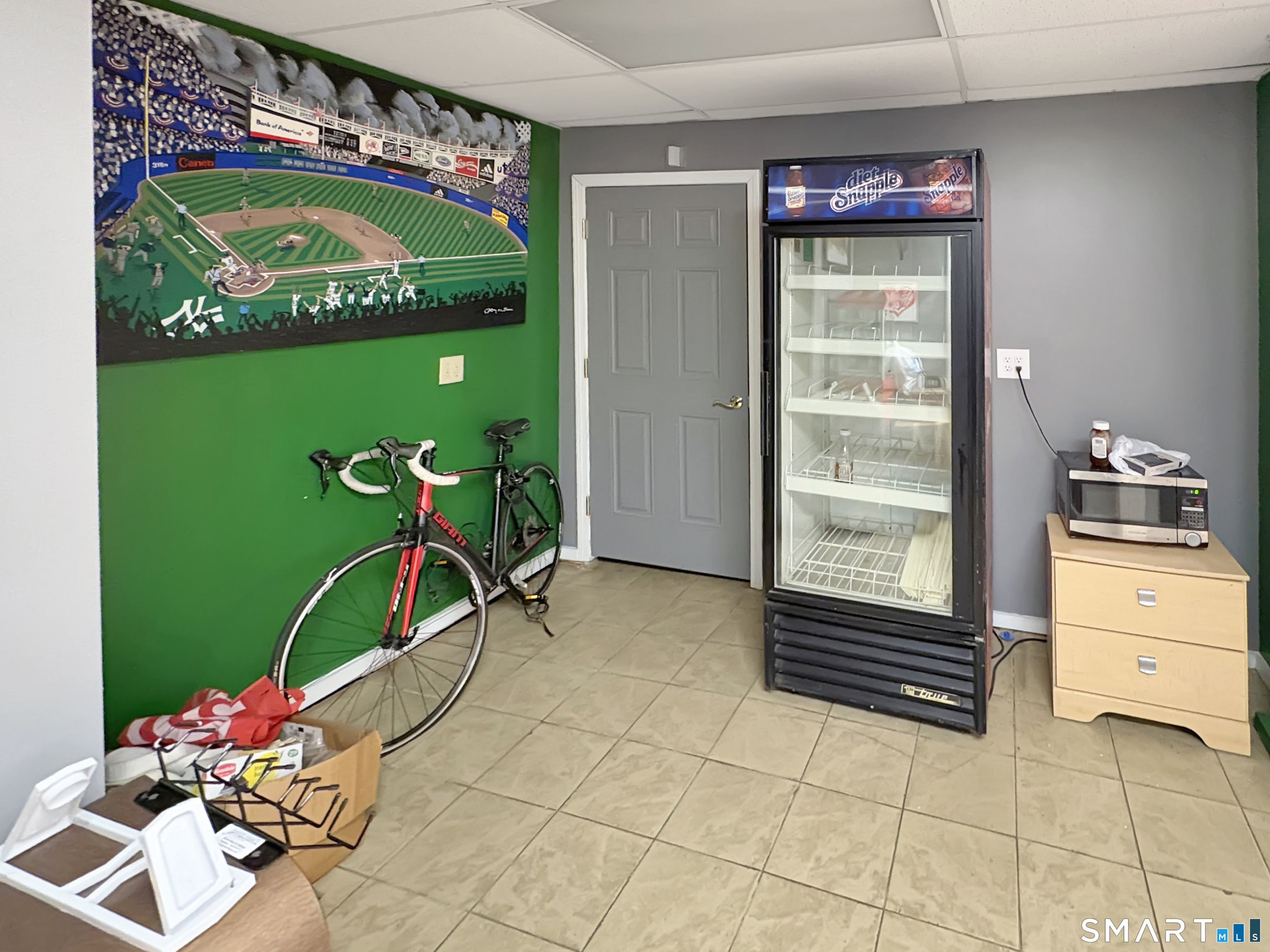 200 West Main Street Meriden, CT 06451 - Photo 7 of 53 a room with musical instruments