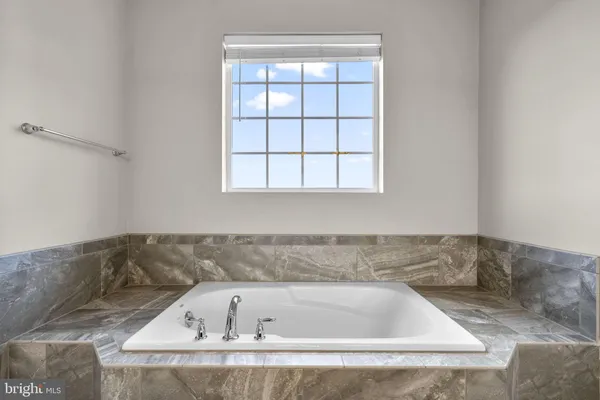 $1,225,000 | 19723 Zion Road, Brookeville, MD 20833