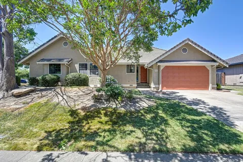 $480,000 | 98 Las Positas Circle, Sacramento, CA 95831