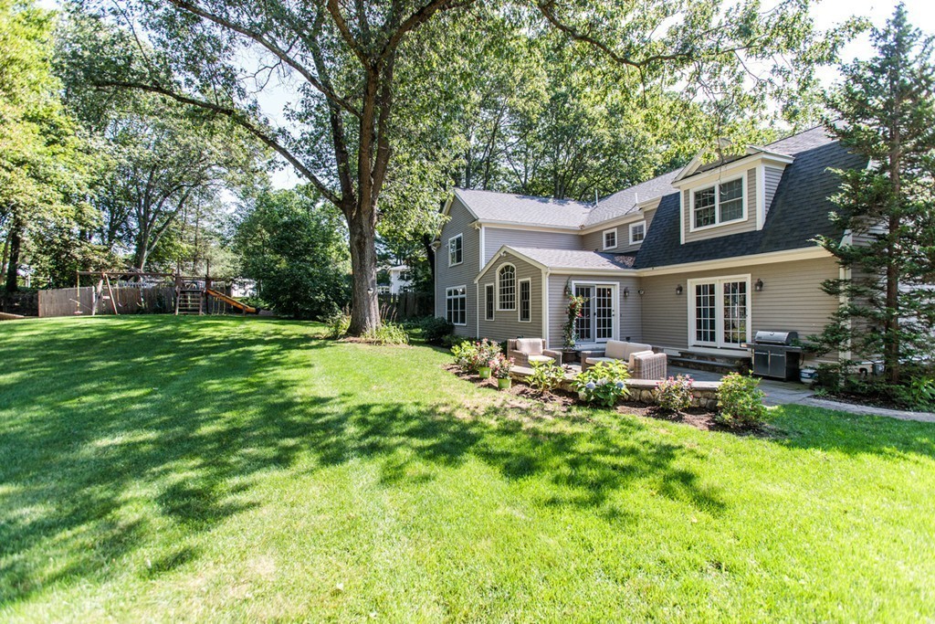 157 Lowell Road Wellesley, MA 02481 - Photo 18 of 19