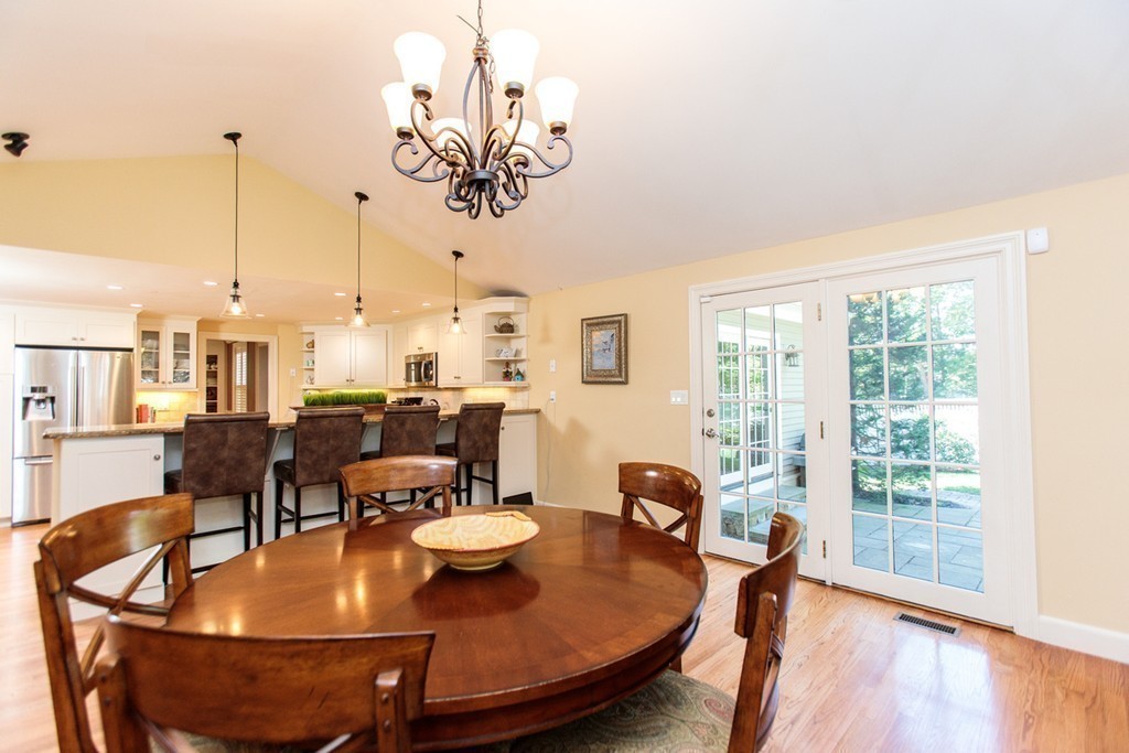 157 Lowell Road Wellesley, MA 02481 - Photo 8 of 19