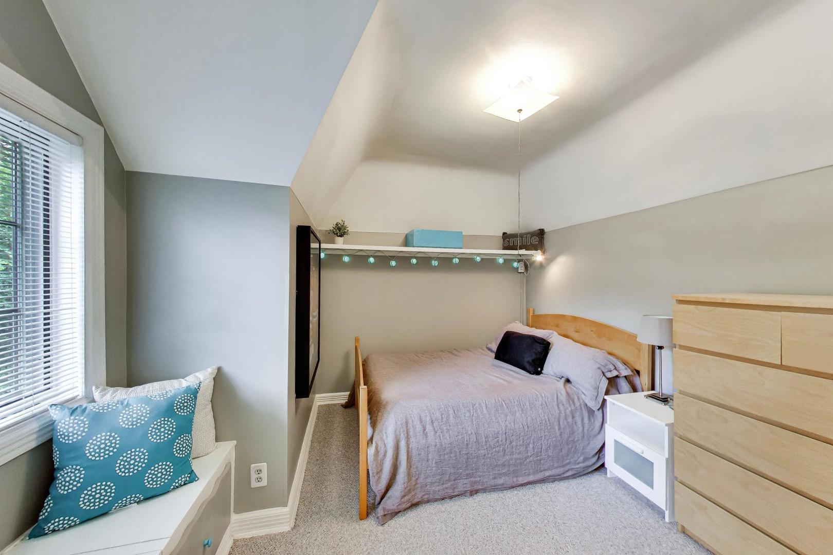 220 Northwood Road Riverside, IL 60546 - Photo 44 of 79 Gallery Image 44