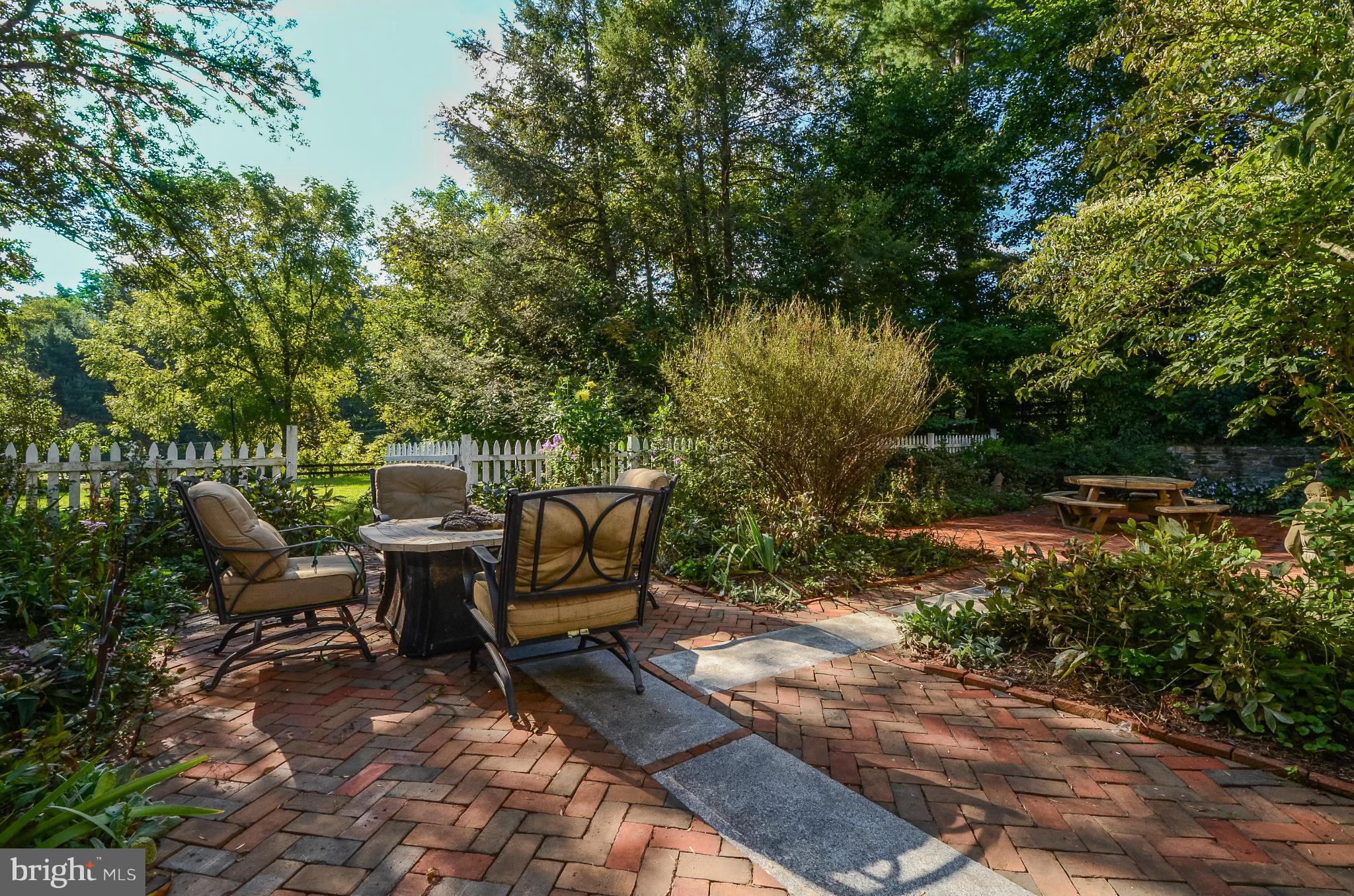 40332 Mt Gilead Road Leesburg, VA 20175 - Photo 22 of 30 Exterior (Rear)