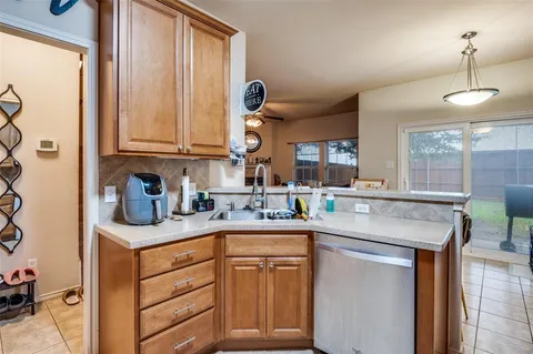 $350,000 | 187 Castleridge Drive, Unit B, Little Elm, TX 75068