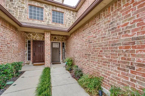 $350,000 | 187 Castleridge Drive, Unit B, Little Elm, TX 75068