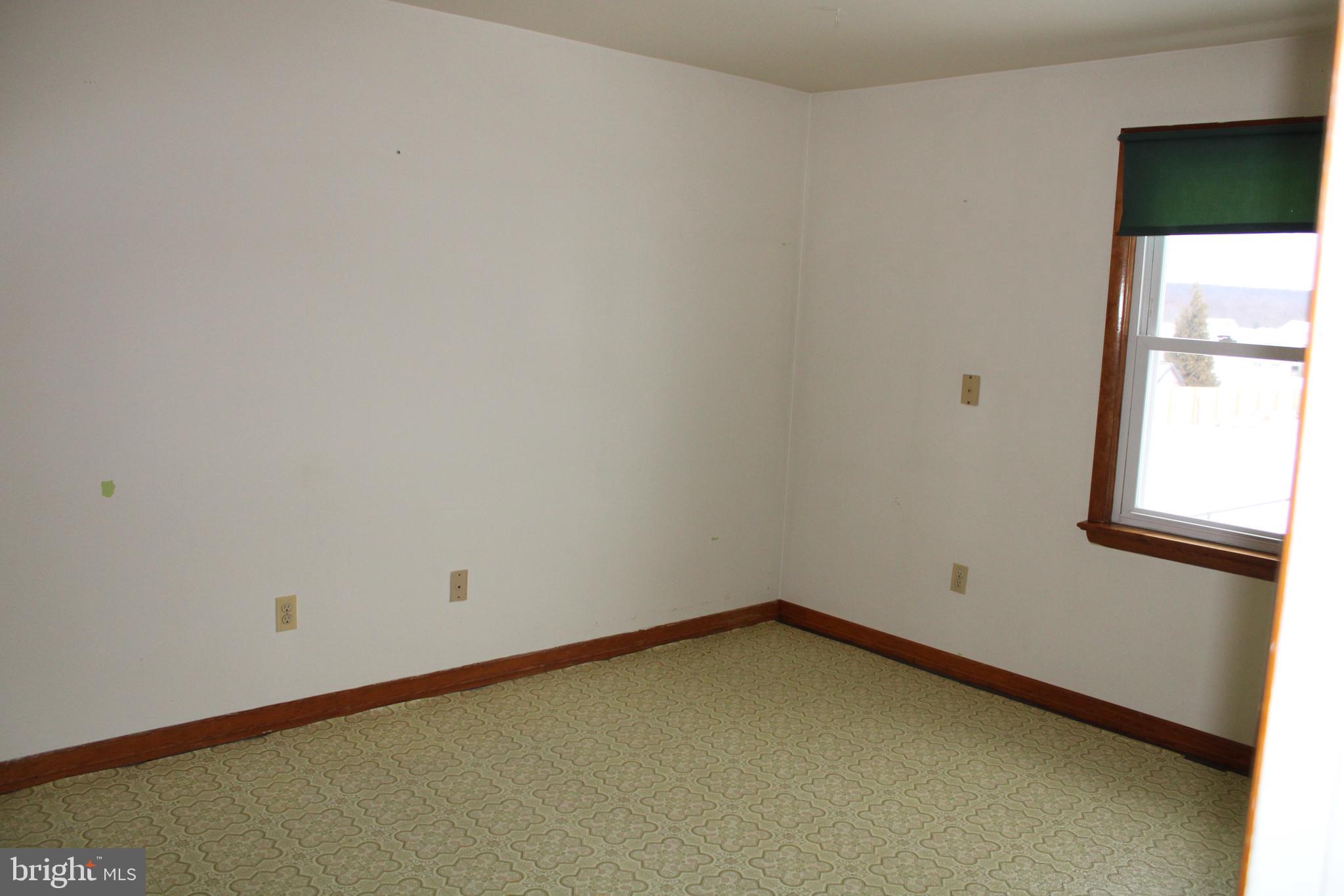 5891 Meadville Road Narvon, PA 17555 - Photo 18 of 33