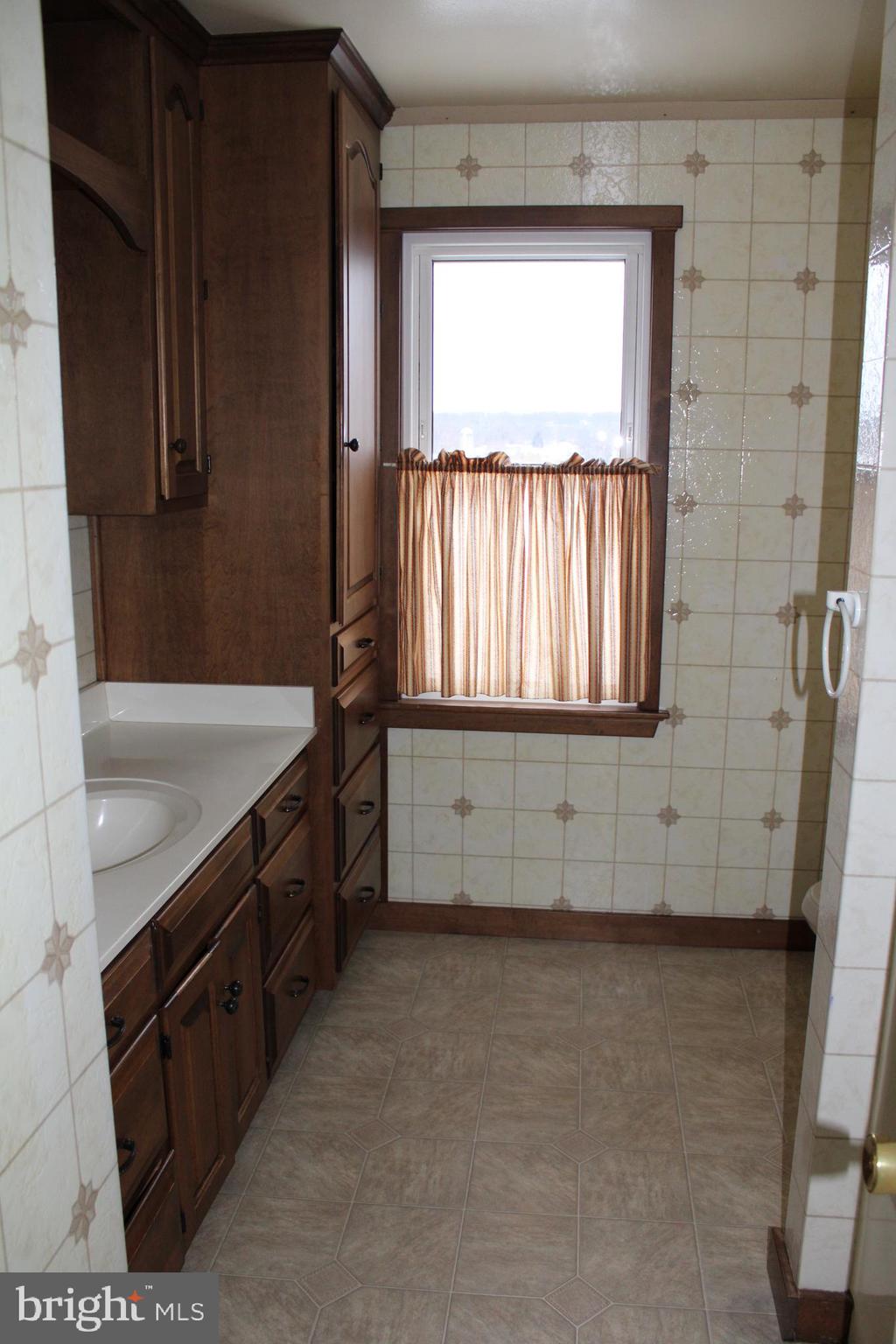 5891 Meadville Road Narvon, PA 17555 - Photo 19 of 33